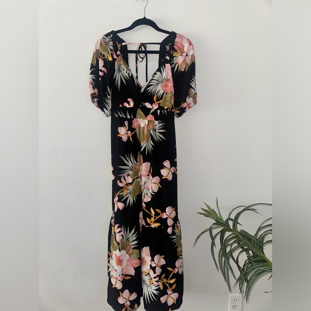 New with tag Sofia Vergara Maxi Dress size Large